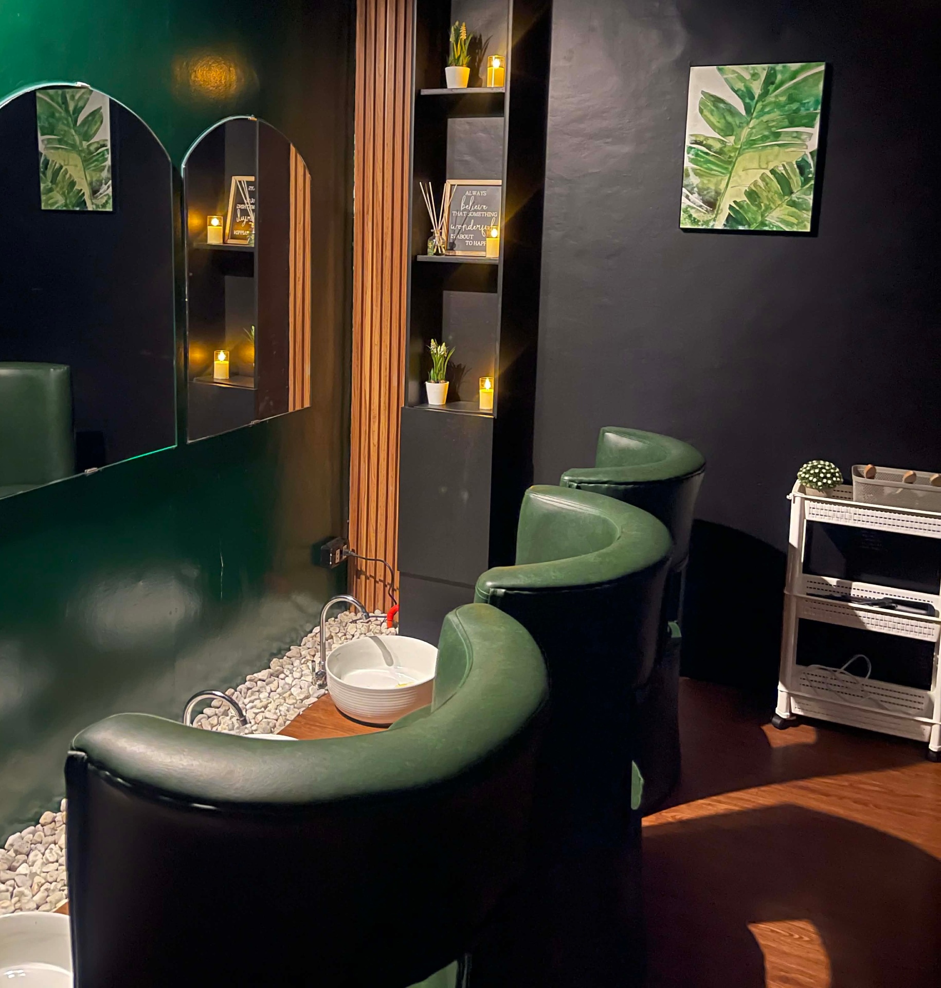 V. Mapa Branch interior — Foot soak area (editable)