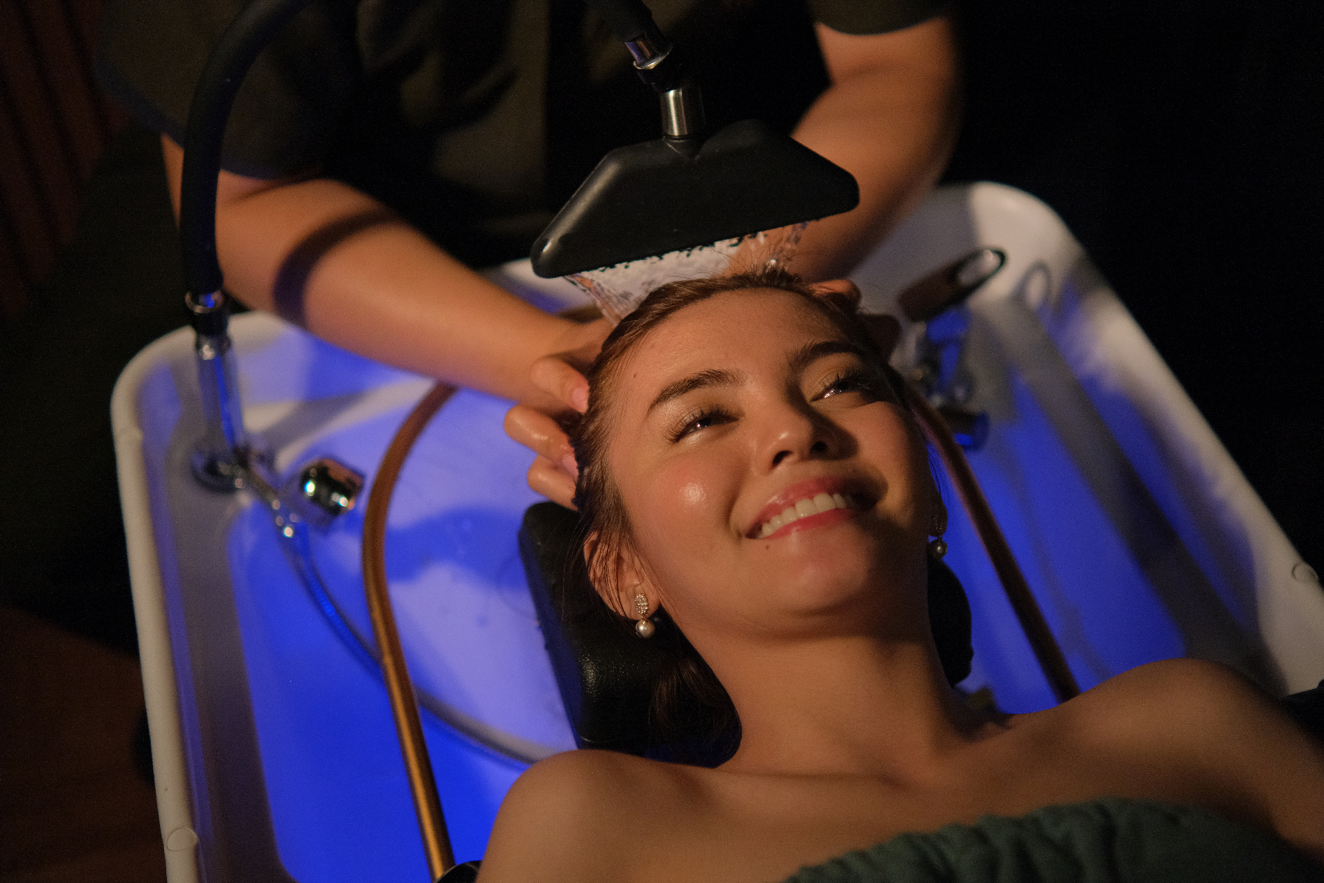 Dual Falls Aqua Head Spa — Yasumi Head Spa